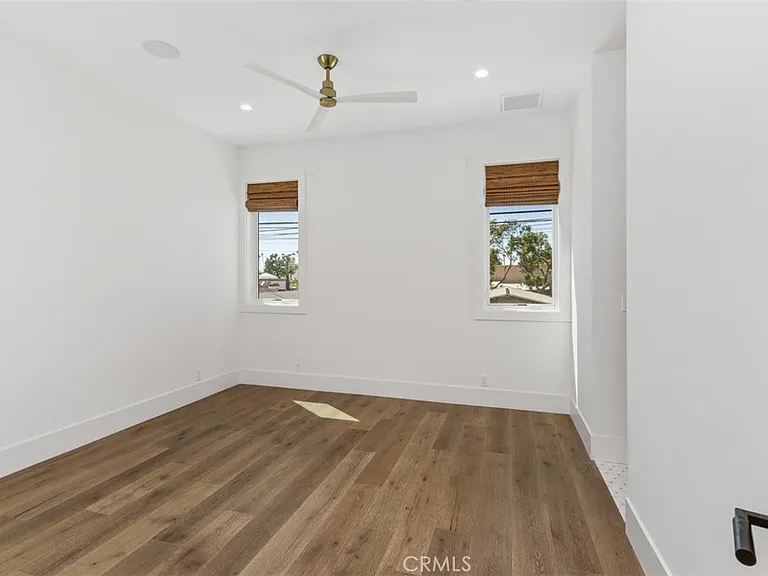 515 1/2 Jasmine Ave — Photo 11