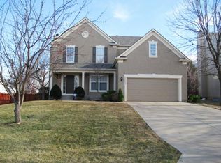 15351 W 158th Ter, Olathe, KS 66062