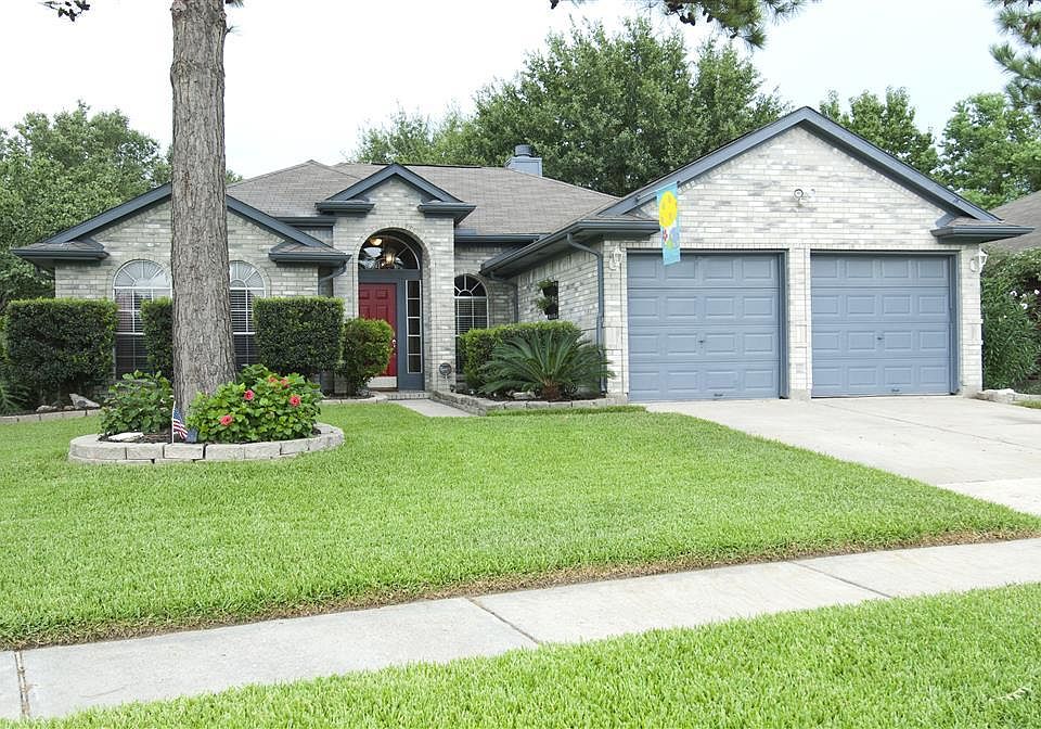 1st image of 16318 Indian Cypress Dr