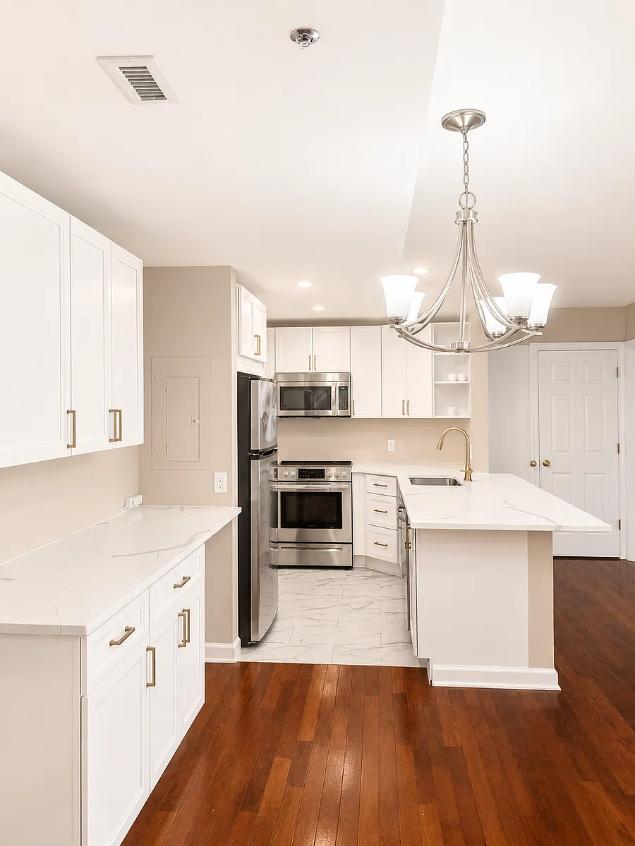 Building Photo - 100 Harborview Dr #204