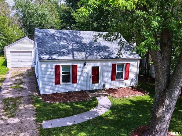 4924 N Ogden Ave, Peoria Heights, IL 61616