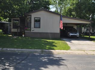 1523 Indigo Dr, Oshkosh, WI 54902