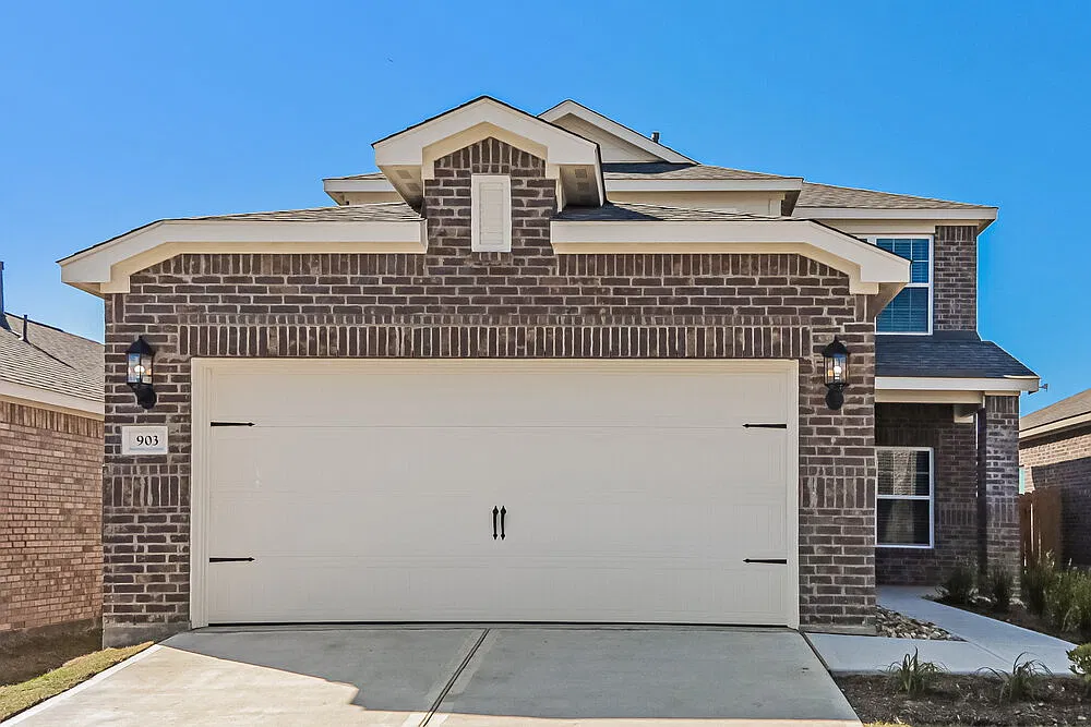 4 bed, 2.5 bath, 1836 sqft, $3,130 — Photo 1