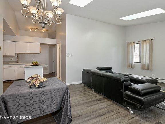 4th image of 2709 Creek Dr #6