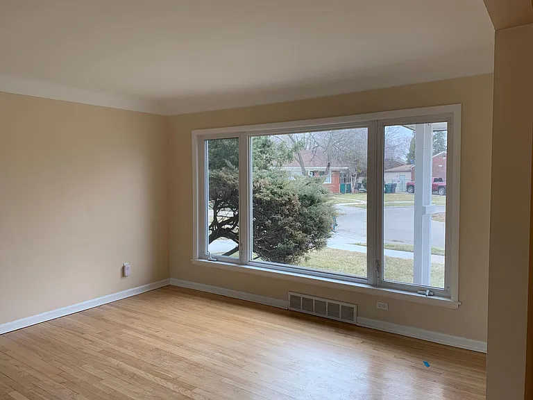 22181 Marlow Ave — Photo 3