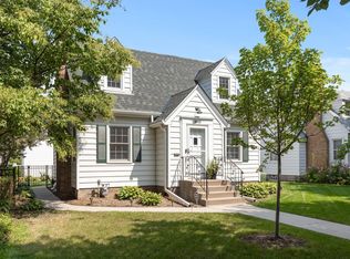 1443 Iowa Ave W, Falcon Heights, MN 55108