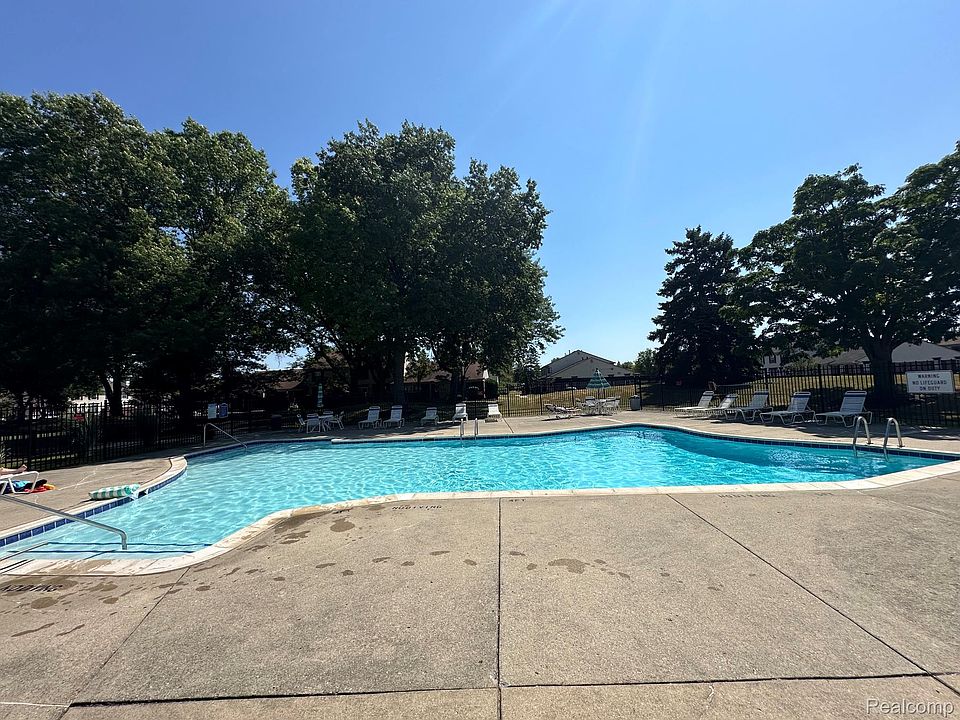 41150 Southwind Dr #16, photo 28