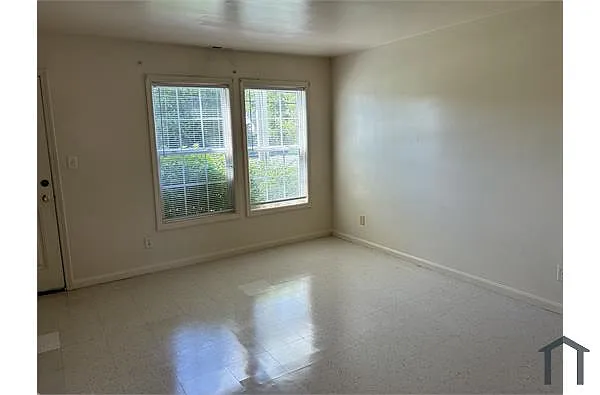 Building Photo - 3605 Hillcross Dr