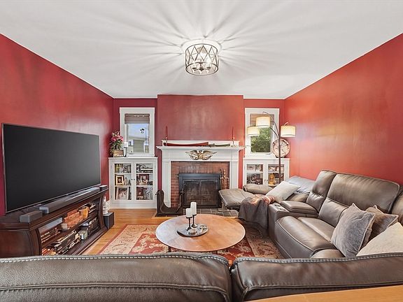 4th image of 188 Archer St