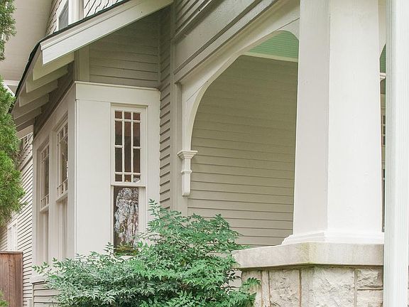 2nd image of 3717 Princeton Ave