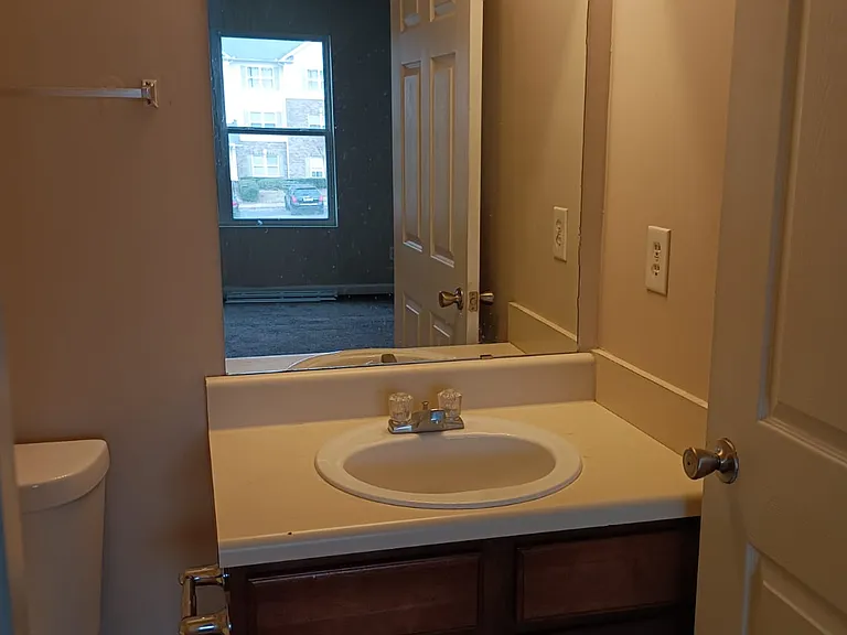 11201 Fairington Ridge Cir — Photo 10