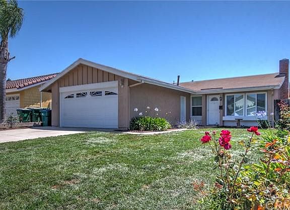 2nd image of 4472 Robinwood Cir