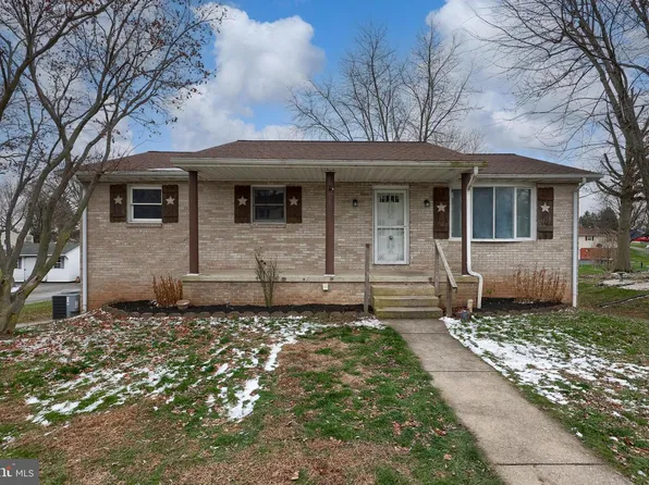 2624 Danielle Dr, Dover, PA 17315