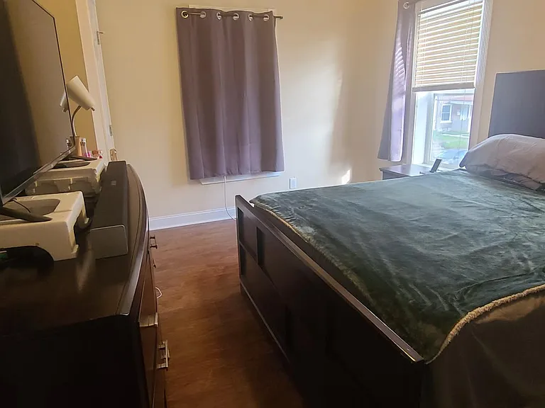 209 Miami Ave — Photo 12