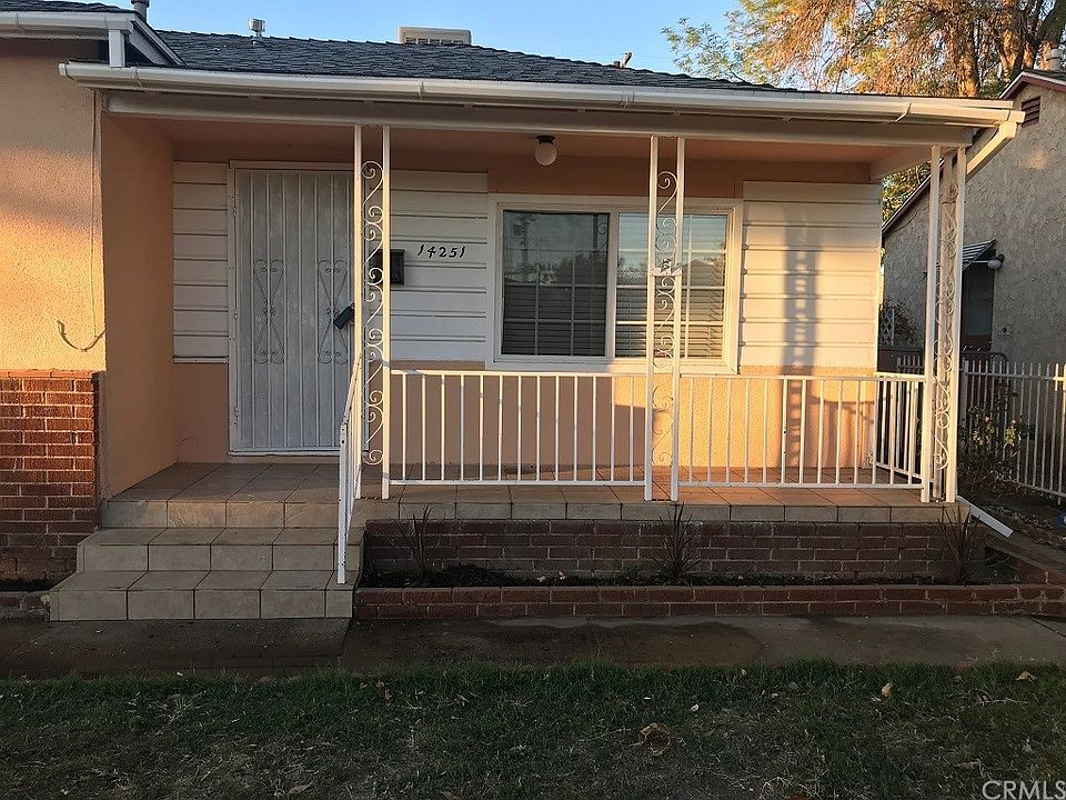 1st image of 14251 Lorne St