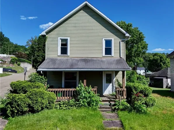 431 Beaver Ave NE, New Philadelphia, OH 44663