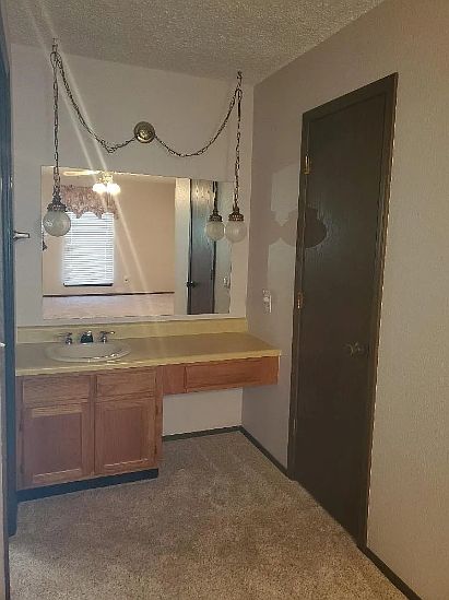 1st image of 11052 E 14th Ct S