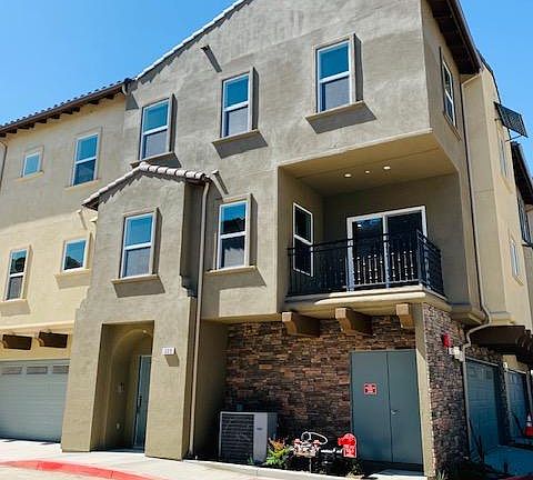 2nd image of 325 Wagner Ln