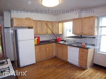 5th image of 193 Cypress St #220