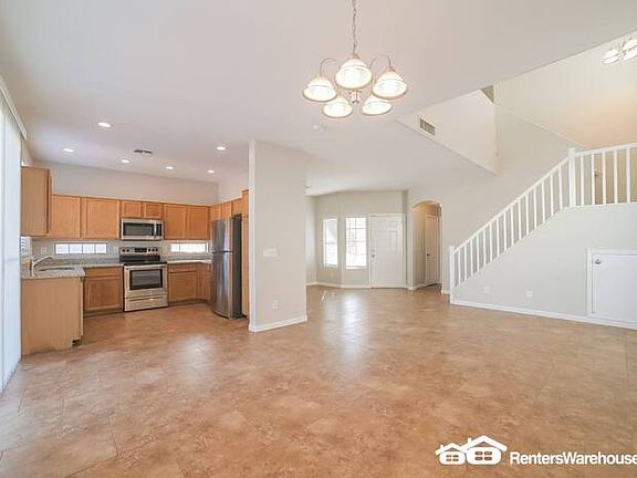 5th image of 1521 S 113th Dr