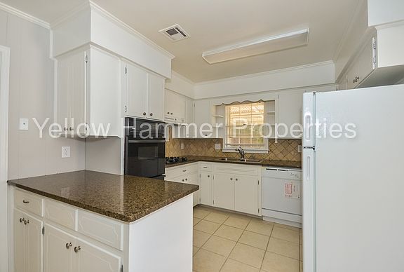 5th image of 3931 Dalraida Pl