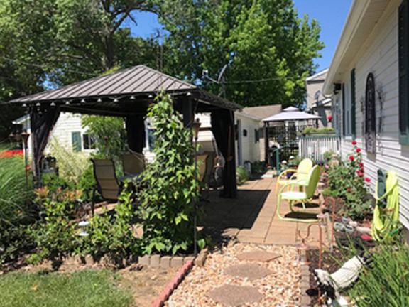5th image of 208 W Lakeview Dr