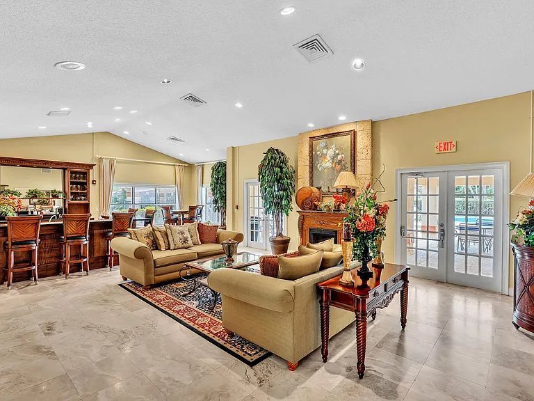 3300 Pinewalk Dr N #1925 — Photo 44
