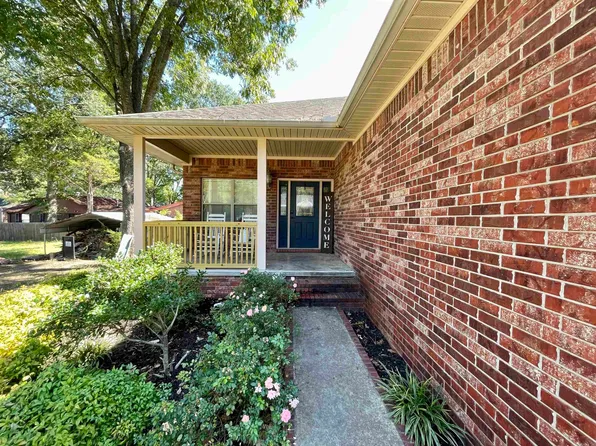 405 S Morrill St, Morrilton, AR 72110