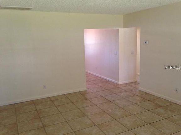 3rd image of 407 N Mars Ave