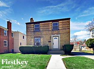 2643 Elm St, River Grove, IL 60171