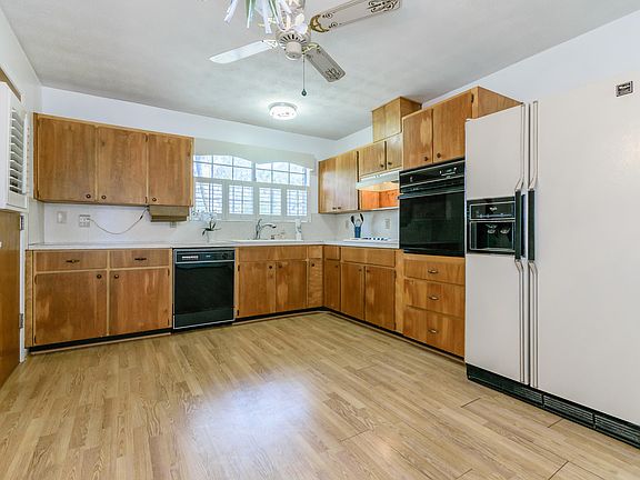 5th image of 5413 Coppedge Ave