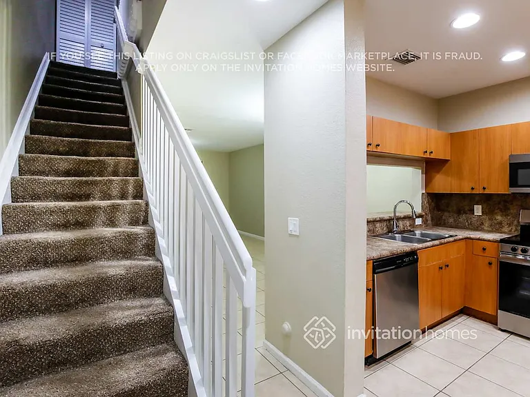 8214 SW 29th St #104 — Photo 9