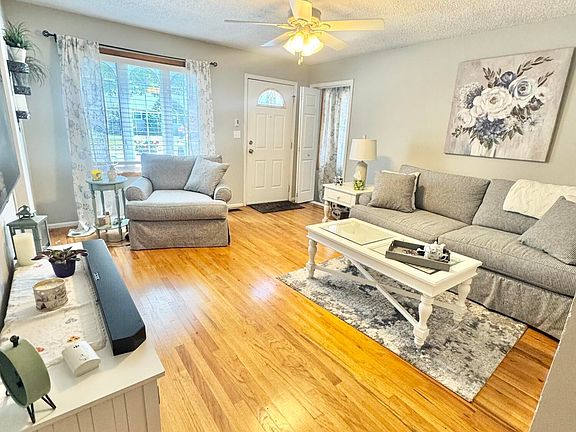 3rd image of 411 18th Avenue