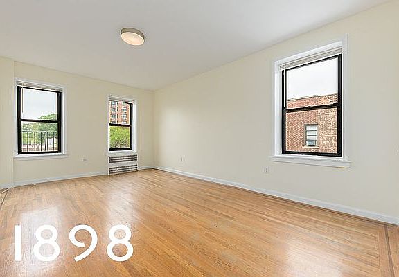 3rd image of 80 Woodruff Ave #3CC
