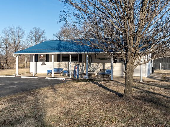 4th image of 12754 Pease Rd