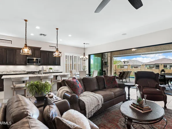 2114 N CANELO Hills, Mesa, AZ 85207