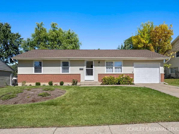 712 Larsen Ave, Streamwood, IL 60107