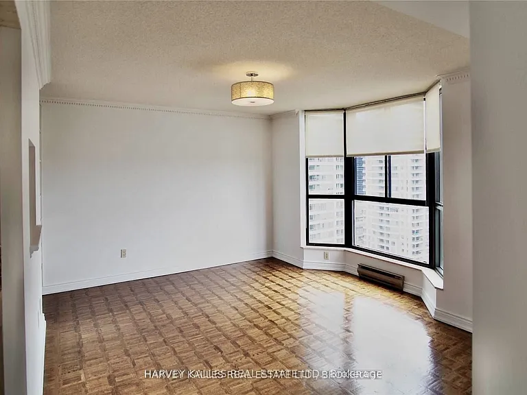 65 Spring Garden Ave #1811 — Photo 8