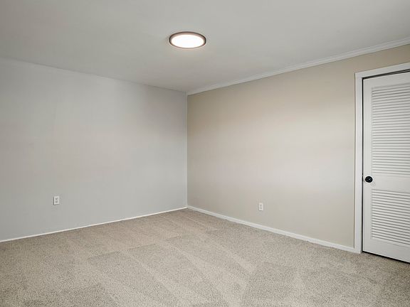 5th image of 117 Union St #2F