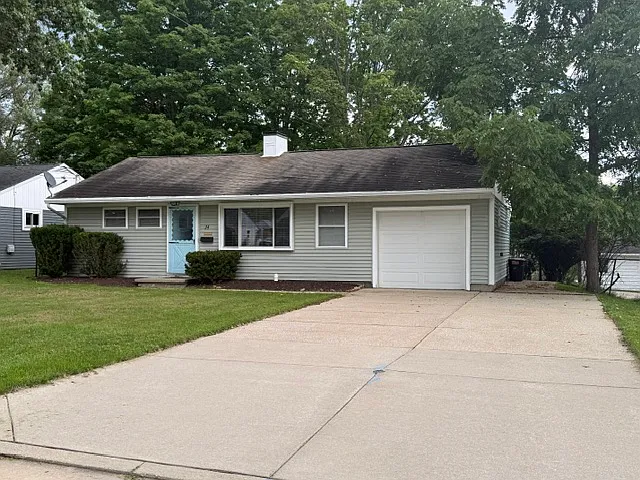 2 bed, 1000 sqft, $1,400 — Photo 1