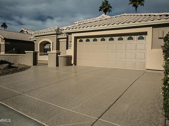 5th image of 3314 N 159th Ave