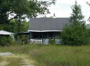 16483 Courtney Rd, Hanover, VA 23069