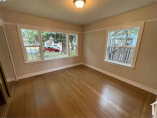 838 Cherry Way — Photo 8