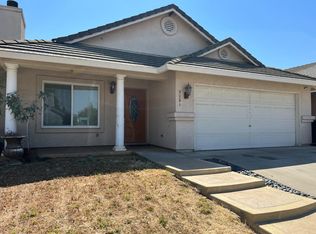 9351 Caulfield Dr, Elk Grove, CA 95758