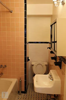 Rented by Living New York | media 8