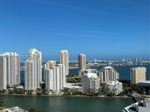 950 Brickell Bay Dr, Miami, FL