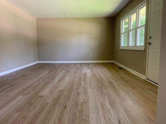 2nd image of 9888 Norcrest Dr