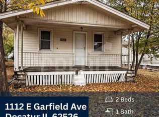 1112 E Garfield Ave, Decatur, IL 62526