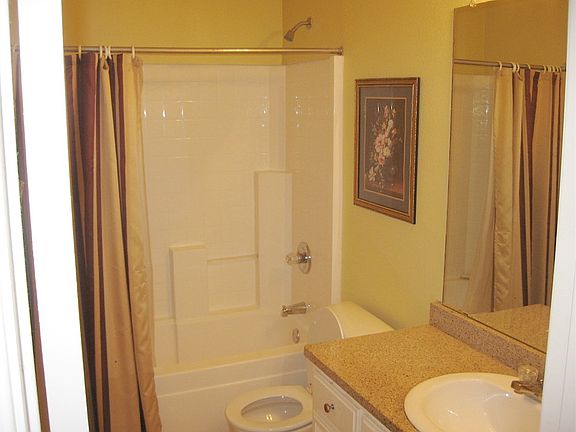 2nd image of 1715 Tonya May Ln