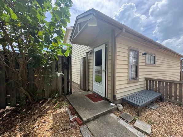 122 Beach Ave, Atlantic Beach, FL 32233